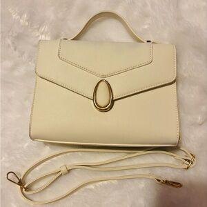 Francesca's Collections Cream Crossbody Bag